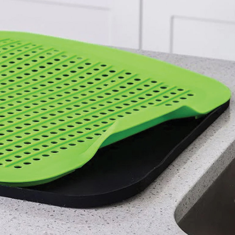 Black and Green 2-Piece Silicone Drying Mat
