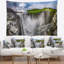 Paysage impressionnant tapisserie de cascade de dettifoss-28508494