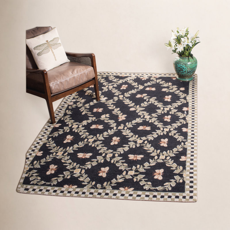 Hand Hooked Wool Southwestern Rug, Rectangle 3'9" x 5'9"