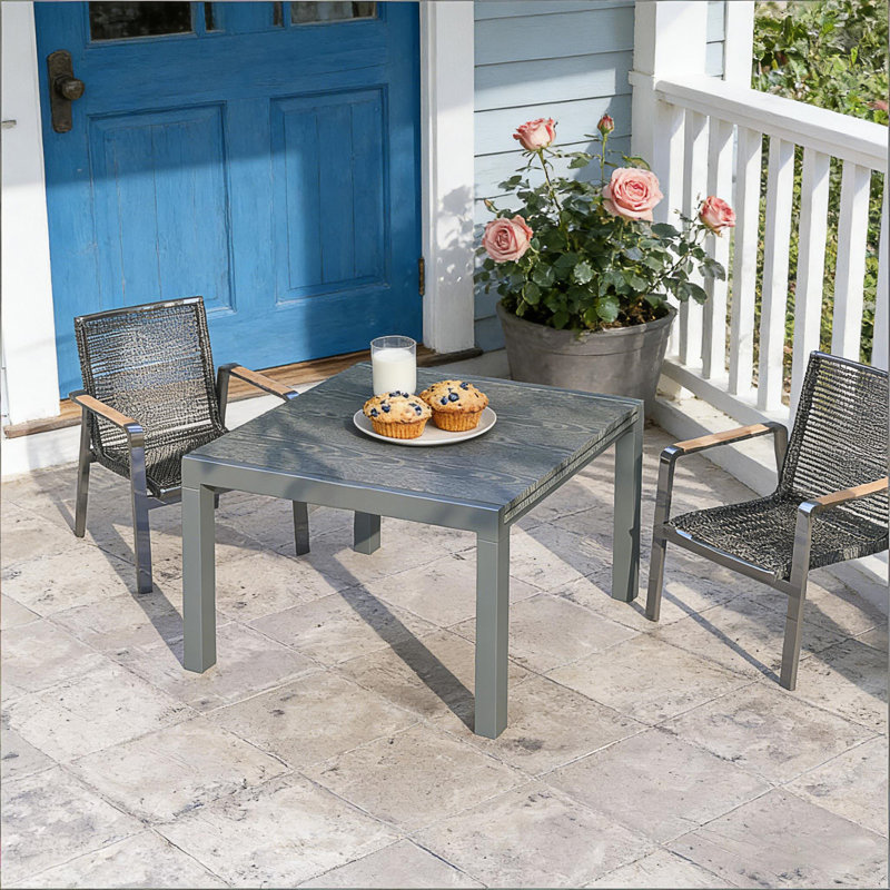 Table de salle à manger extensible avec cadre en aluminium et plateau en bois pour une utilisation polyvalente sur le patio