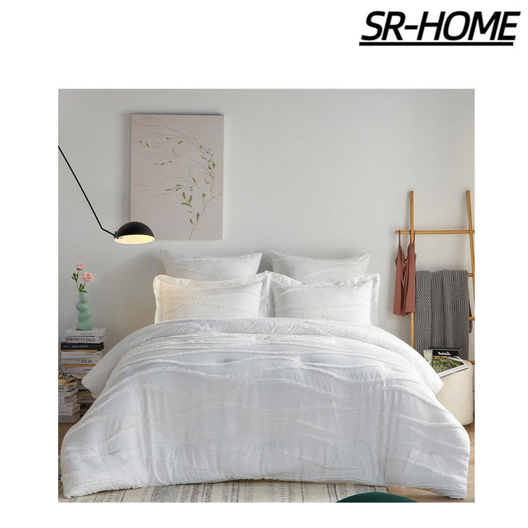 https://assets.wfcdn.com/im/27878316/resize-h755-w755%5Ecompr-r85/2285/228515334/Queen+Comforter+Set+White%2C+Boho+Comforter+Set+Queen+3+Pieces.jpg