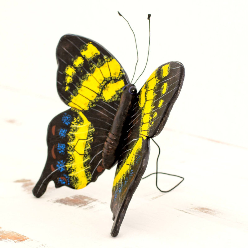 Papillon de machaon en céramique sculptureyellow Verasha