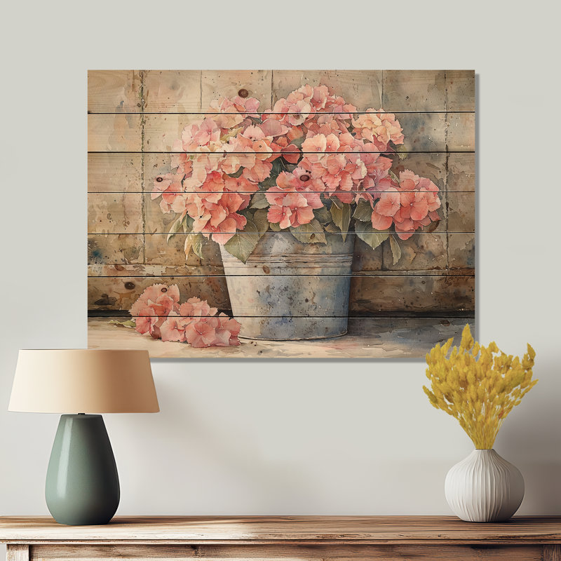 Hortensias dans un seau en étain III - décoration murale en bois d'hortensias - sur bois de pin naturel, H 10 po x l 20 po