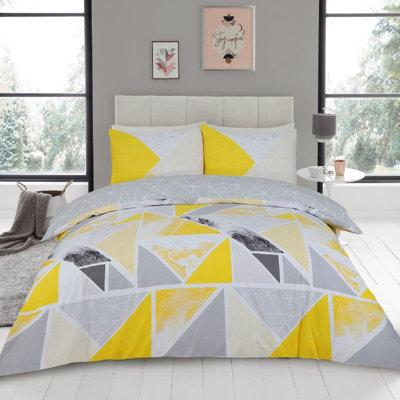 Ambriana Cotton Blend Geometric Shapes Duvet Cover Set with Pillowcases Included