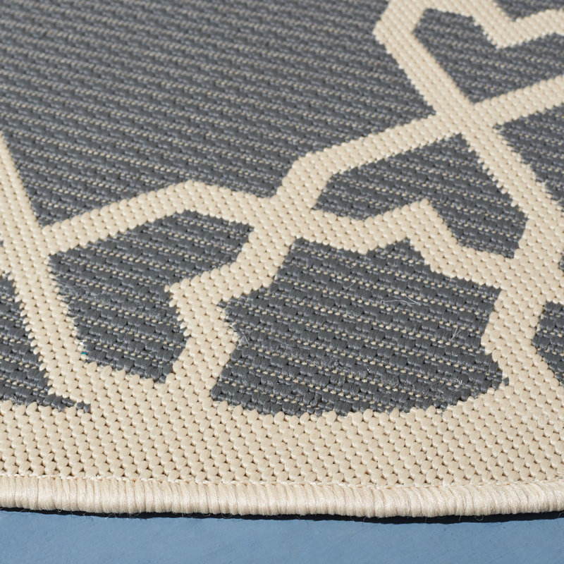 Courtyard Performance Geometric Indoor/Outdoor Area Rug, Runner 2'3" x 6'7"