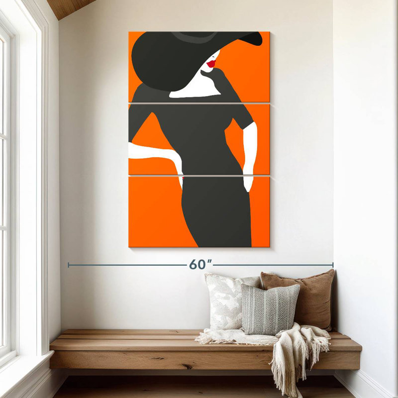 Dame sur fond orange