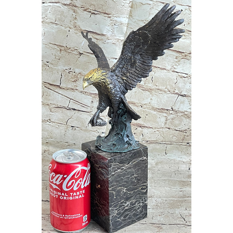 Abomma Swooping Eagle Catching Fish Hot Cast Wildlife Bronze Sculpture Statue Figurine