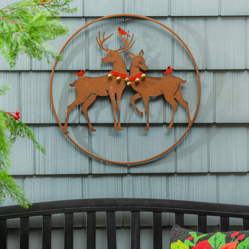 Round Reindeer Metal Wall Décor