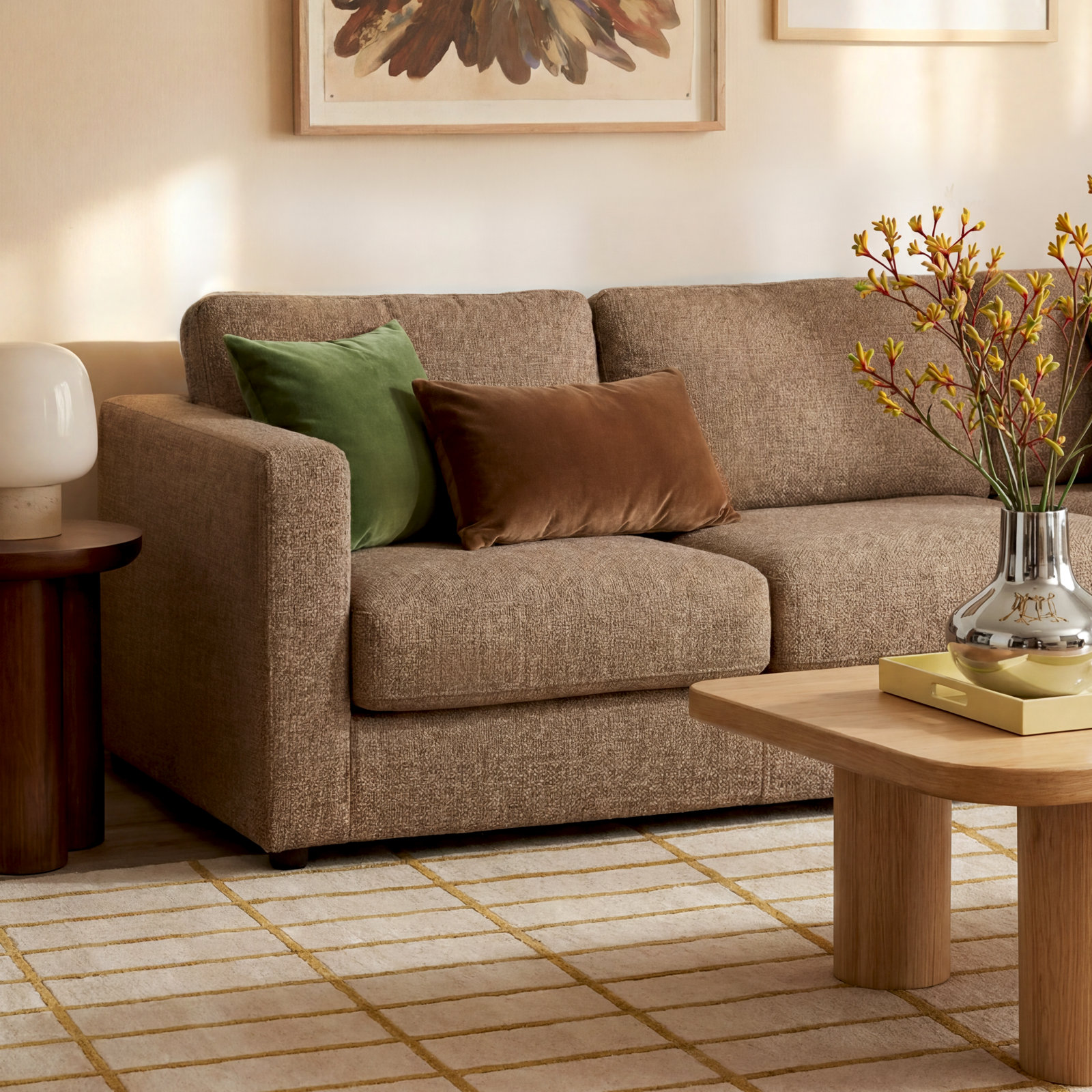 105'' Sofa, Valet Bran
