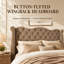 Lit plateforme King Size en velours capitonné avec tête de lit haute à oreilles, style campagne chic, orné de clous décoratifs dorés.