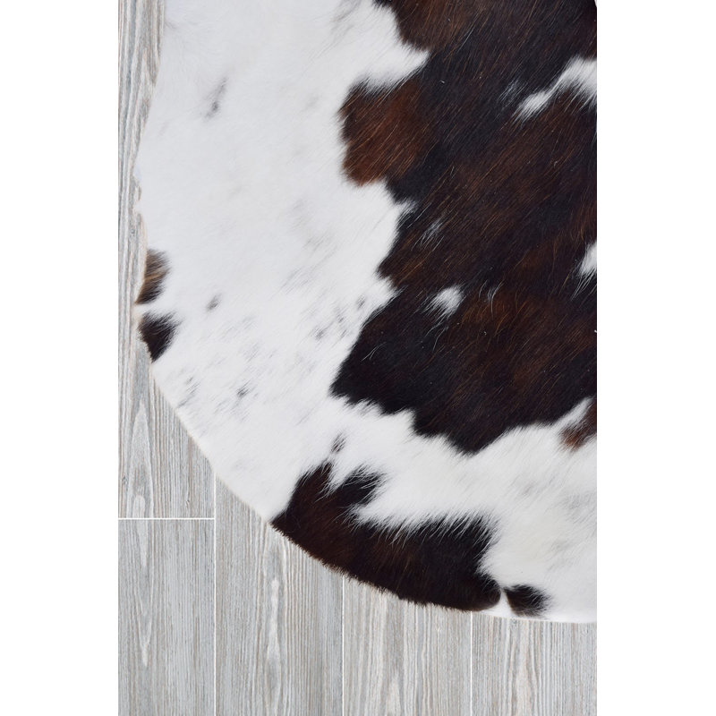 Tapis brun en cuir de vache Newhall