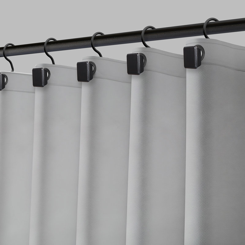 Doublure de douche à pois à ourlets magnétiques en métal à gros œillets Acento de calibre 8, 72 po x 72 po Acento, Gris