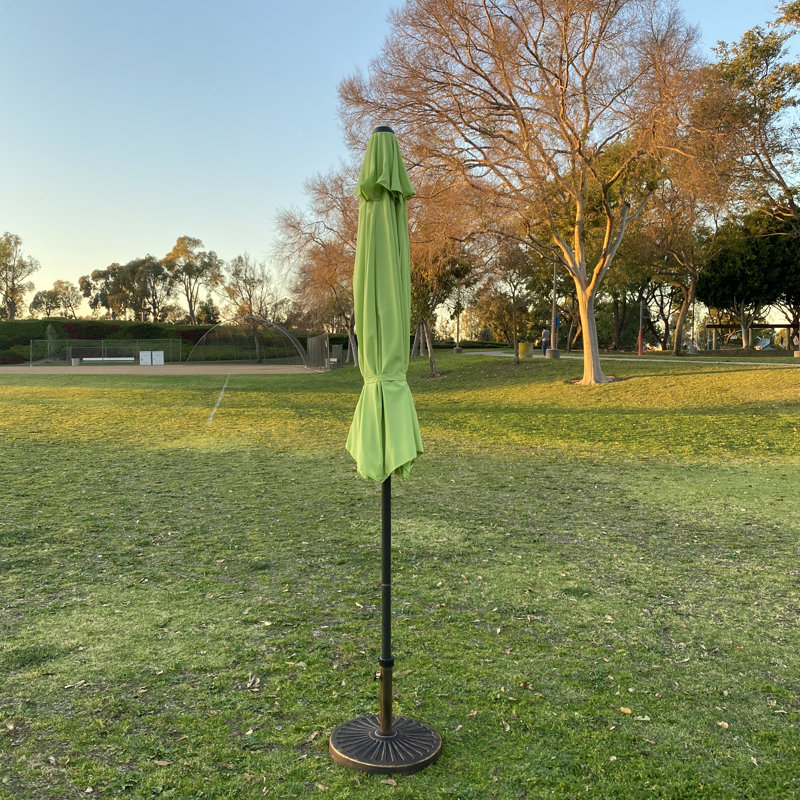 Parasol de marché octogonal 9 pi avec base / vert lime Mirjank