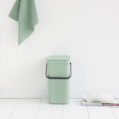 Poubelle de recyclage en plastique Sort & Go de Brabantia, 3,2 gallons
