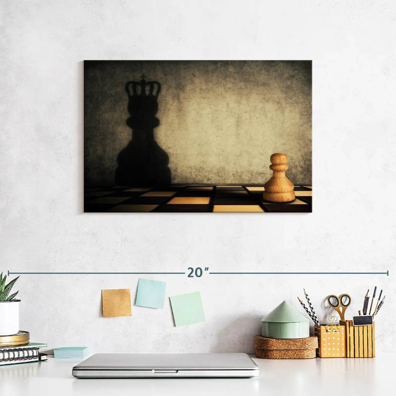 Senne Chess Pawn King, 8" H x 12" W