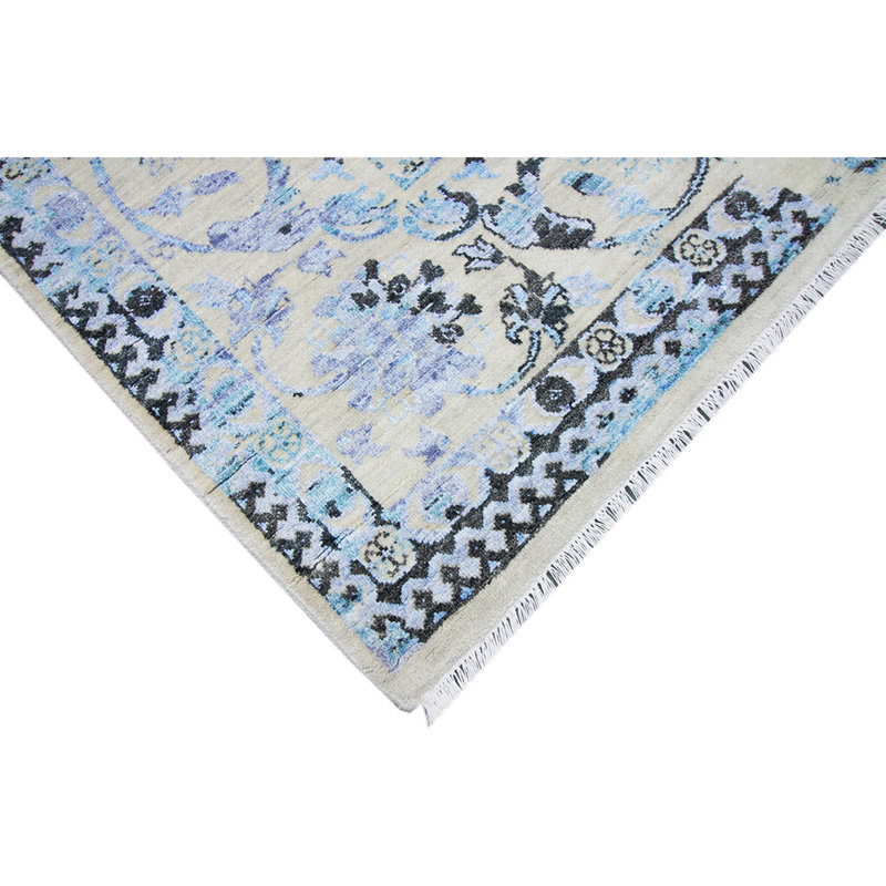Oriental Area Rug in Silver, Rectangle 9' x 12'