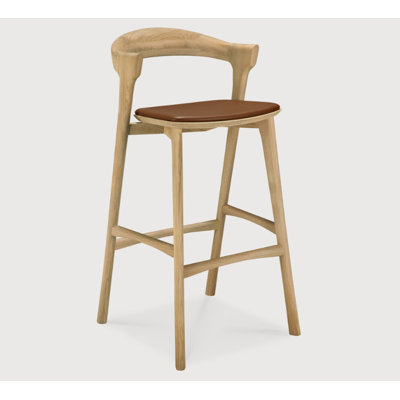 Bok bar stool - varnished oak - Cognac leather