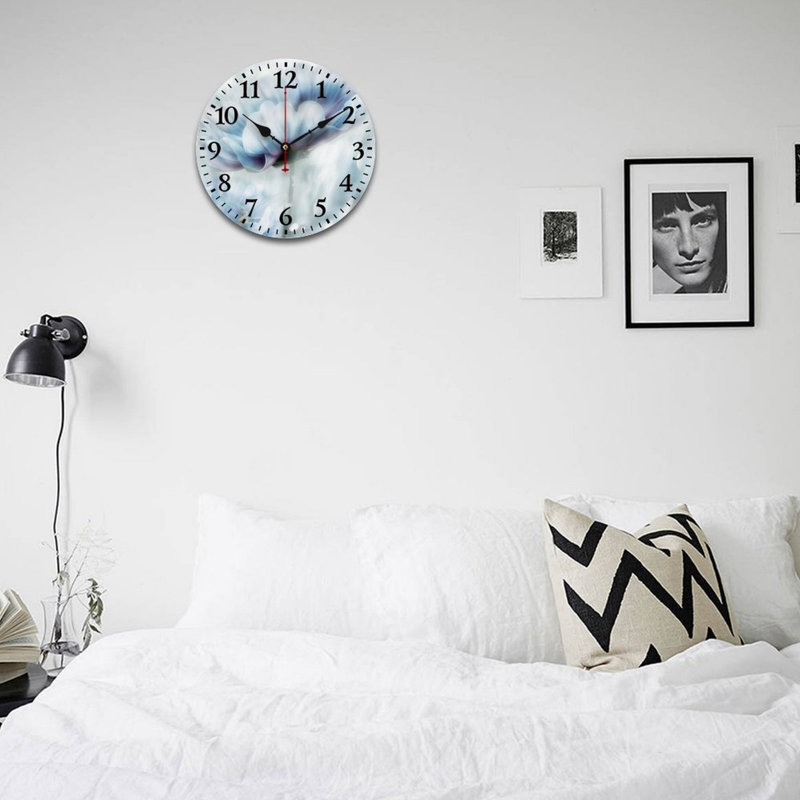 Horloge murale 12 po x 12 po à motif floral doux pour balcon de salle de bain