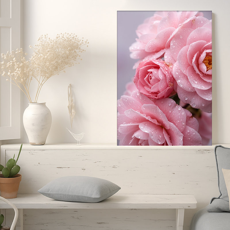 Art mural sur toile rose avec fleurs de camélia et gouttelettes d'eau sur pétales, 18"H x 12"W