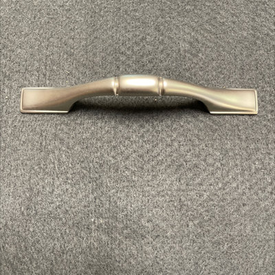 Poignée carrée 3 po nickel mat