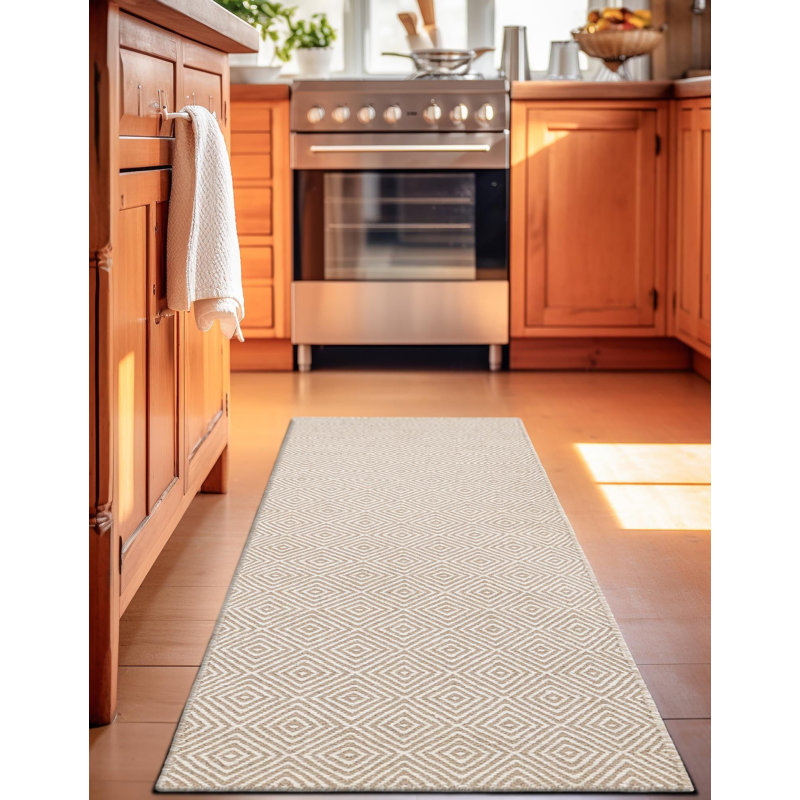 Tapis beige contemporain Contemporary, Tapis de couloir 2 pi x 8 pi