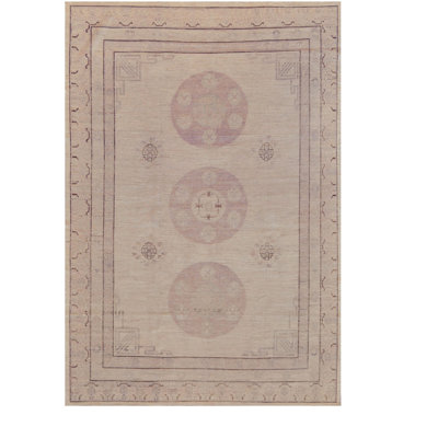 Tapis unique rose de 7 pi 10 po x 11 pi 4 po