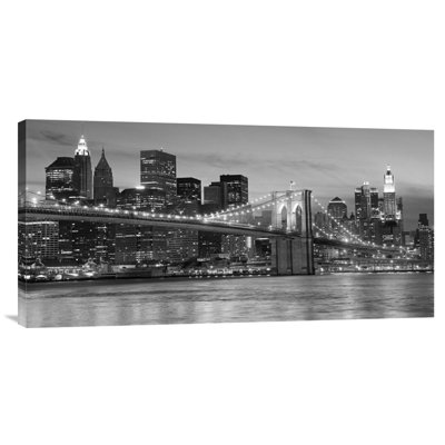 " Brooklyn Bridge At Night "