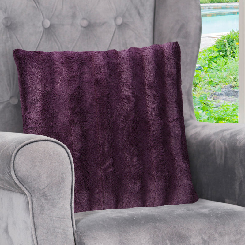 Housse de coussin en similifourrure, 18 po x 18 po, Mauve