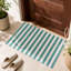 Tapis d'entrée rectangulaire tissé à rayures imprimées, idéal pour la décoration intérieure et extérieure de la maison.