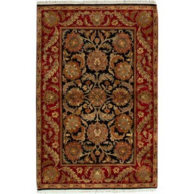 Tapis de haute qualité noué à la main