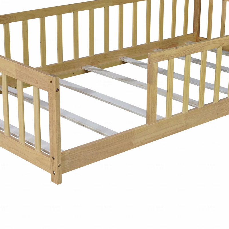 Structure de lit simple avec clôture sans porte, structure en bois d'hévéa avec barrière de sécurité, Brun