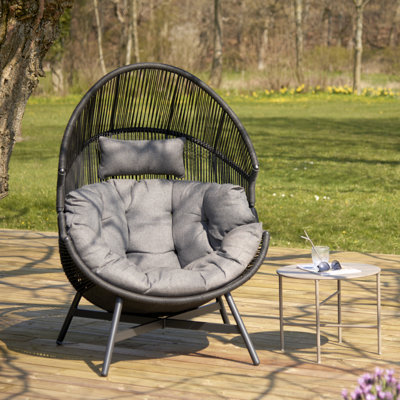 Sergey Wicker Outdoor Lounge Chair