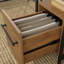 Bureau en L avec bureau épais de 1 pouce, finition brune