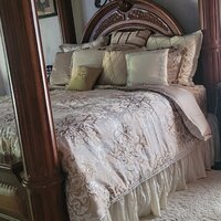 Michael Amini Luxembourg Comforter Set Creme — Grayson Living