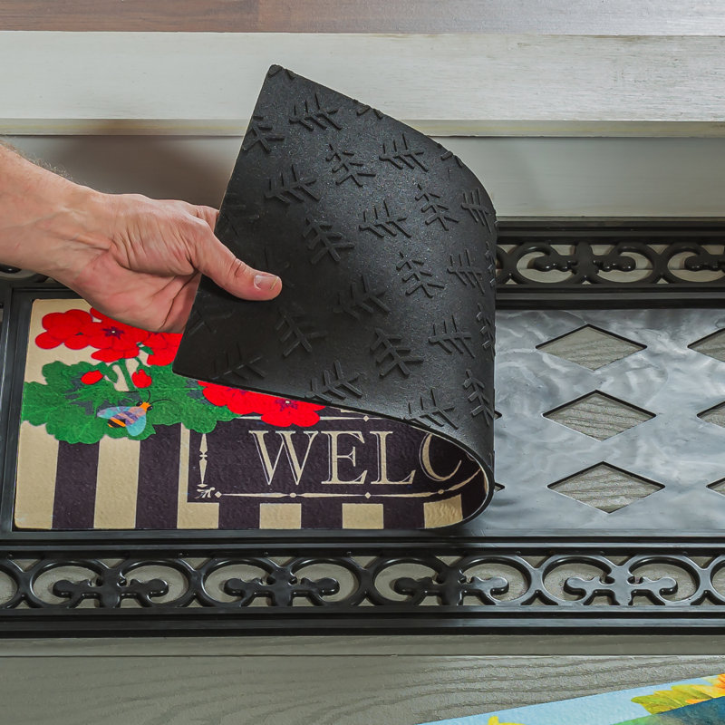 Sassafras 5-Piece Welcome Mat and Frame with Harvest and Winter Inserts and 1 Rubber Frame