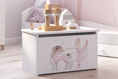 Daria toy chest