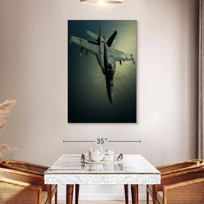 Avion militaire Mait, H 36 po x l 24 po