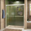 DreamLine Duet P 32 po x l 60 po x H 74 3/4 po porte de douche semi-encadrée en chrome avec ensemble de base de douche à drain central blanc-29345562-29345566-132221545