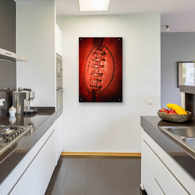 «Epic Art» en cuir par Philippe Sainte-Laudy, «Leather» en acrylique par Philippe Sainte, H 36 po x l 24 po x P 0,2 po