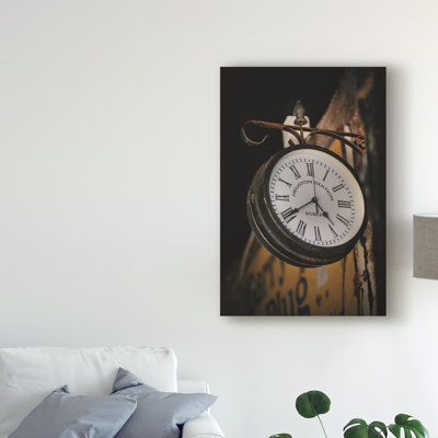 Modern & Contemporary