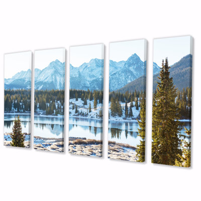 Wildlife Alaskan Scenery I - Landscapes Wall Decor - 5 Equal Panels