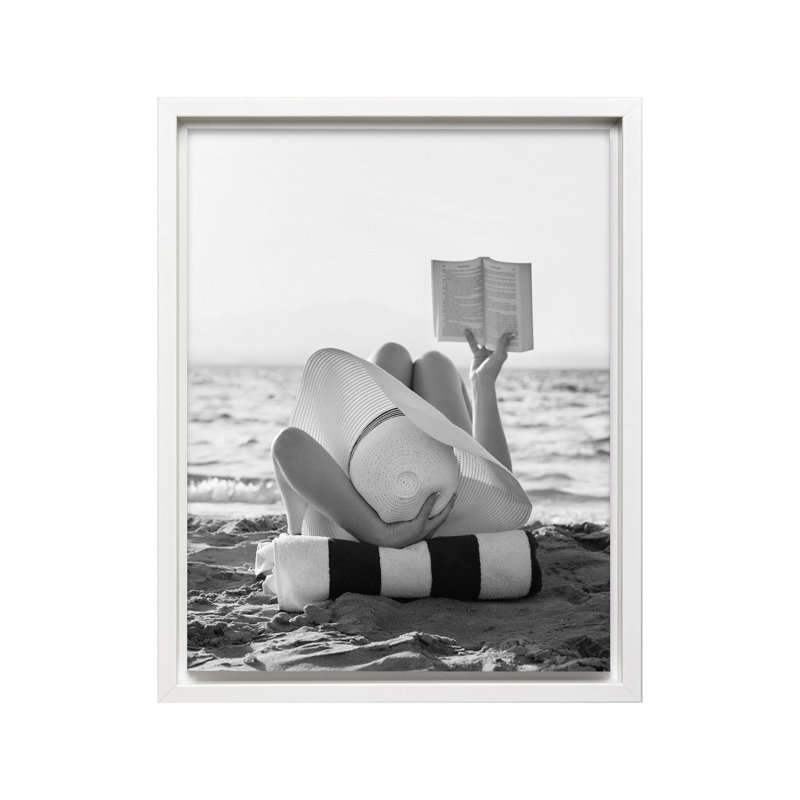 Femme lisant à la plage, Canvas, 24"H x 32"W, White Framed