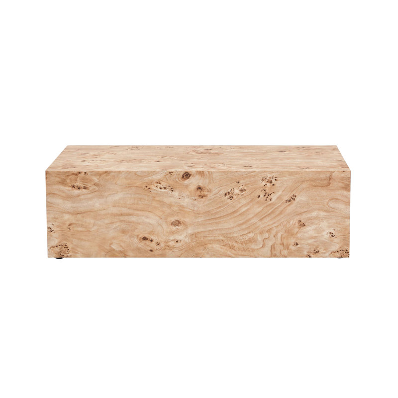Ensemble de table carrée modulaire en bois aggloméré naturel avec esthétique Wabi-Sabi, polyvalente comme table basse, table d'appoint ou table de chevet avec trois tailles interchangeables.