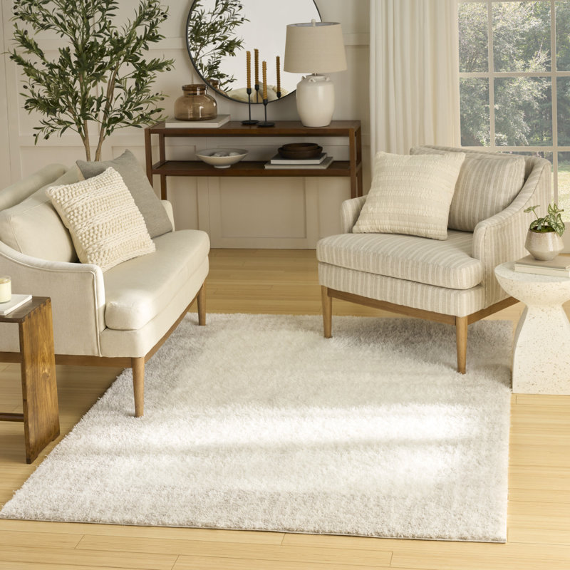 Tapis ivoire beige à poils longs Pernell, Rectangle 5 pi 3 po x 7 pi 3 po