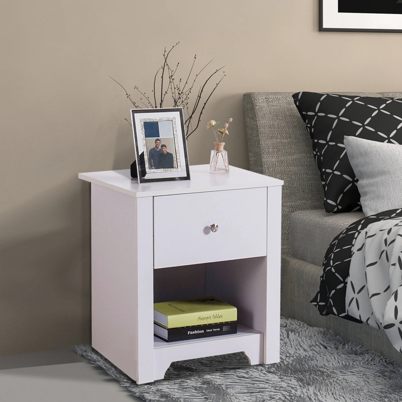 Annil Side Table