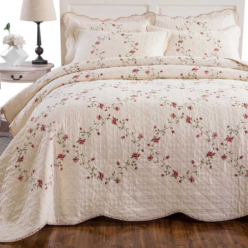 Embroidered 2-Piece Cotton Reversible Quilt Set, Queen Quilt + 1 Pillowcase
