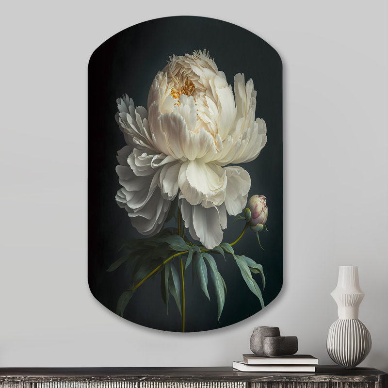 Blooming White Peony V - Art mural asymétrique floral en forme de cylindre, H 31 po x l 19 po