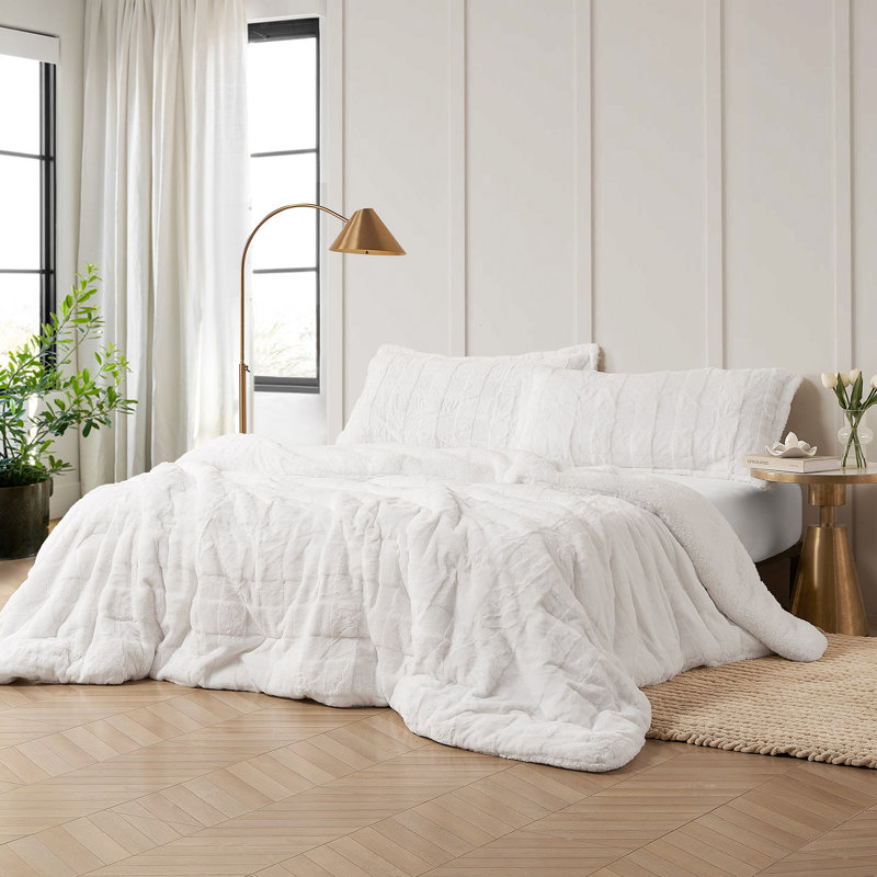 Coma Inducer Chunky Bunny Cut n Sew Oversized Faux Fur Comforter Set, Pure White, King + 2 King Shams