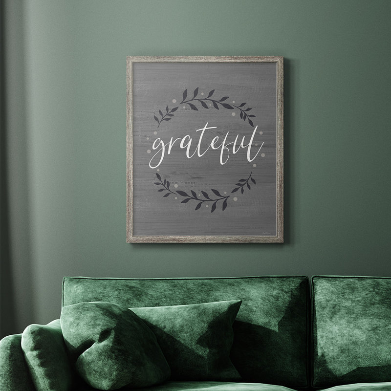 Toile encadrée de qualité supérieure Grateful Wreath - prête à être accrochée, H 20 po x l 16 po, Argent patiné