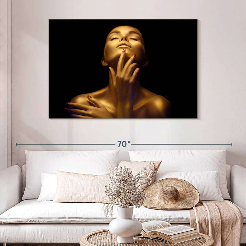 Shuttleworth Lady Gold Chic, 32'' H X 48'' W
